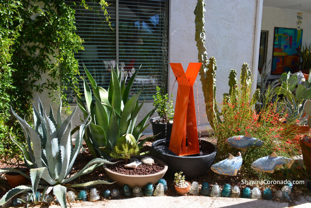 Modern-Art-Fountain-Southwest-Garden